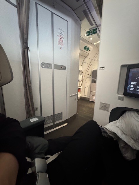 Cathay Pacific review by Vine Apparel